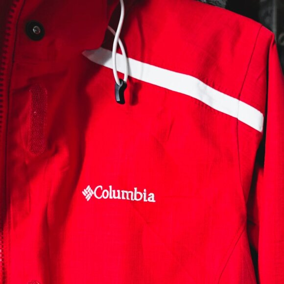 Columbia Sportswear Women's Waterproof Polar Pass Jacket w/ Omni-Heat [Like New] - Picture 7 of 11